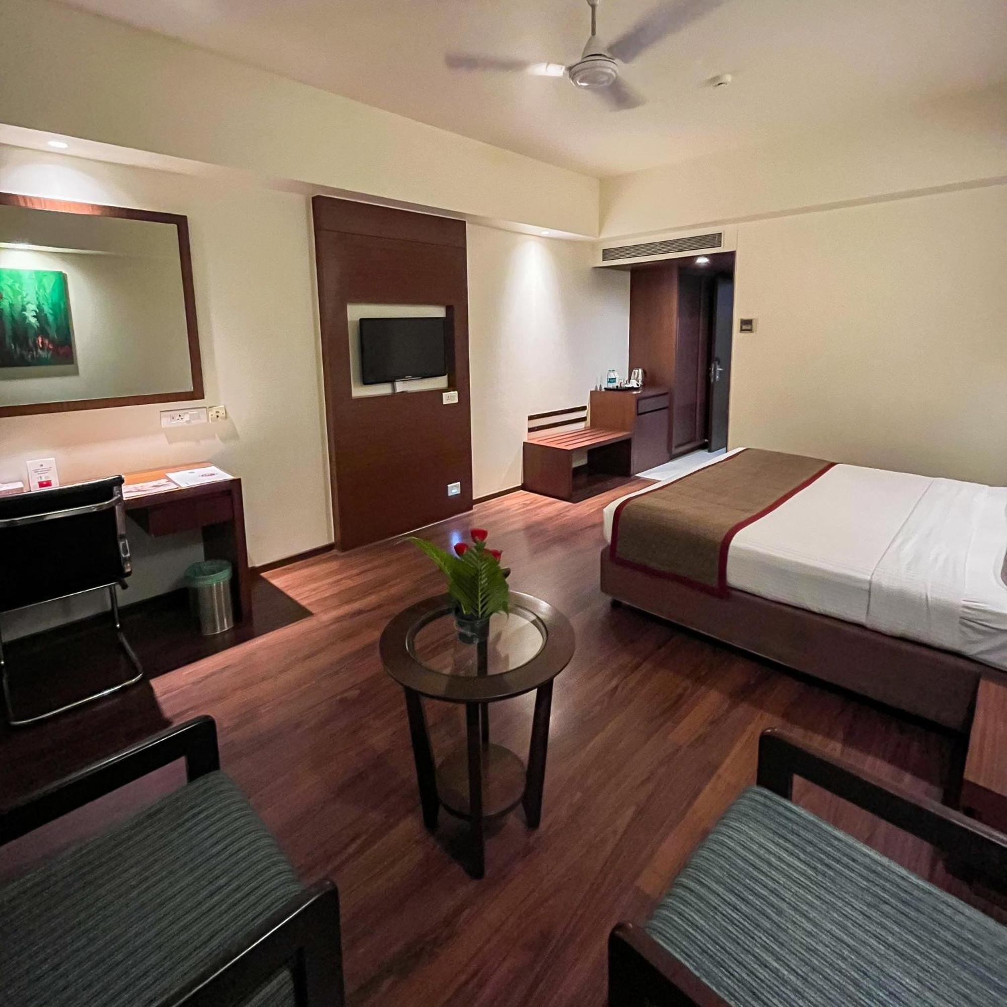 Ramee Panchshil Otel Kolhapur Dış mekan fotoğraf